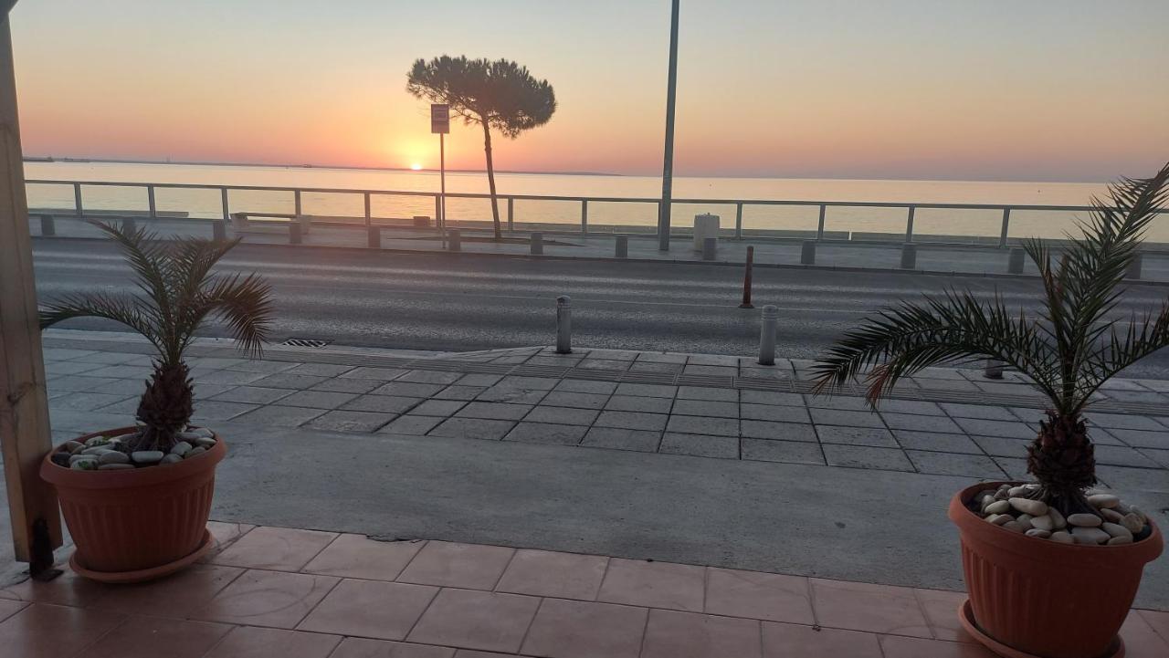 Sunrise Boho Studio 拉纳卡 外观 照片